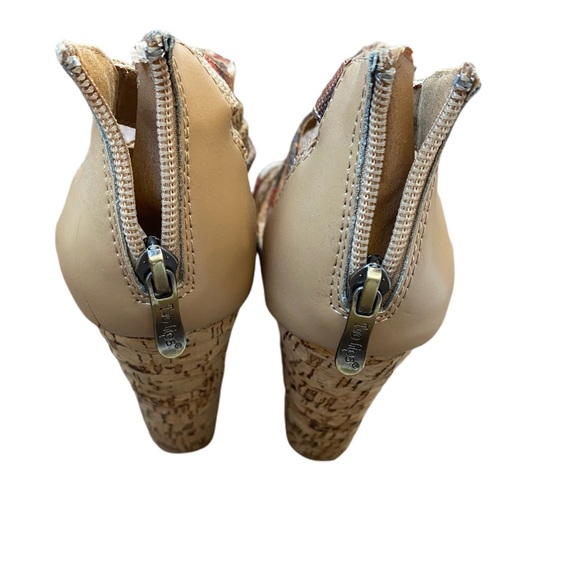 NWOT Wedge Sandals Size 5 - Picture 5 of 10